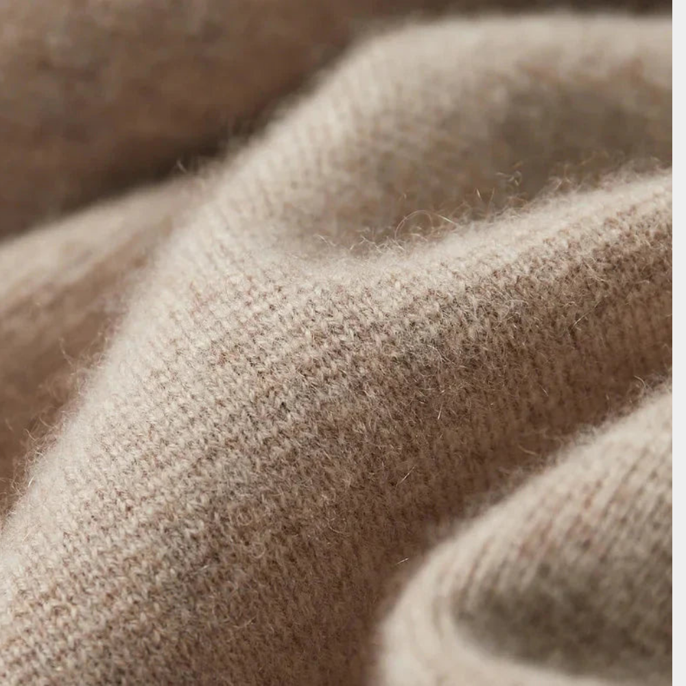 Rafelio | Knit Cardigan with Point Collar