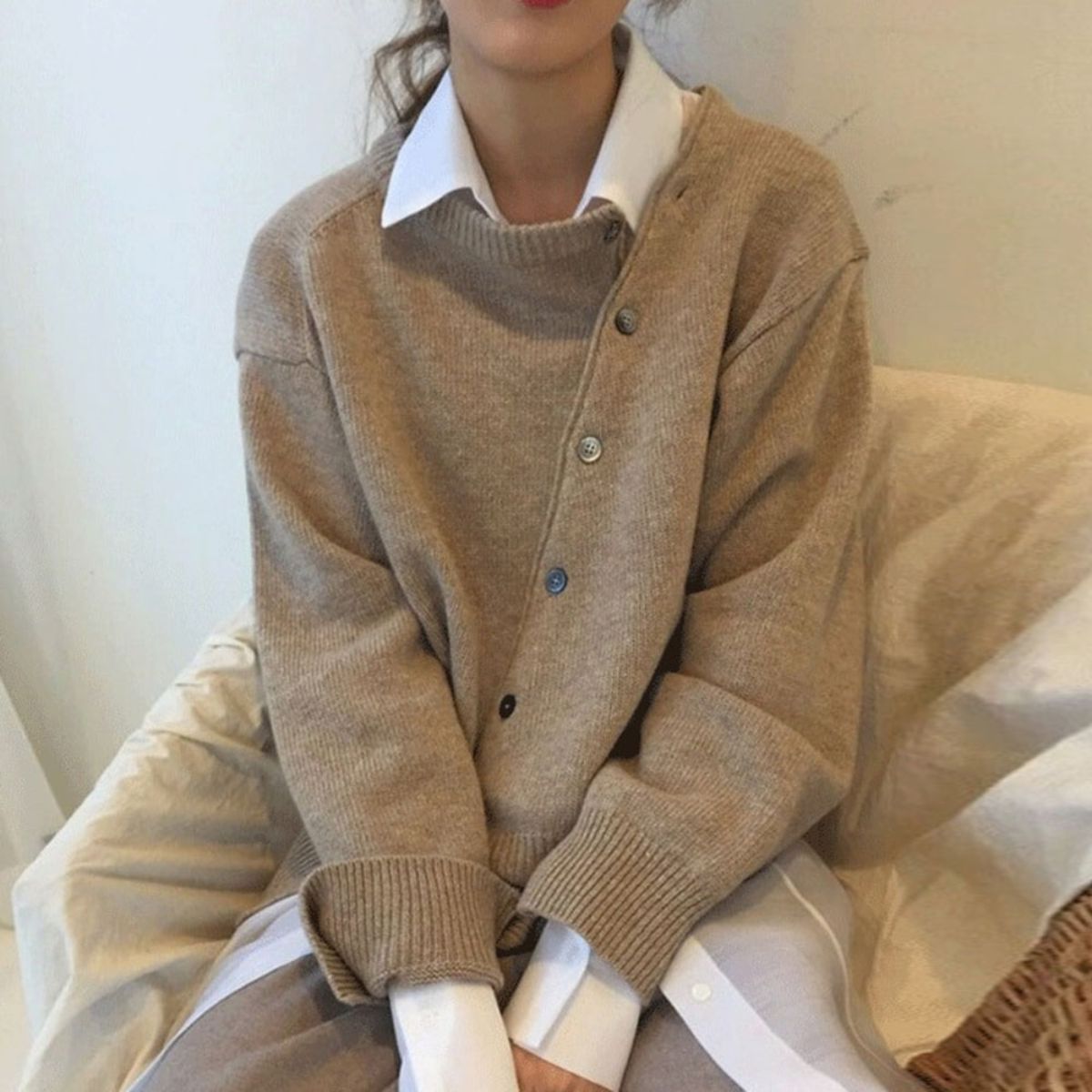 Eva - Chic Crew Neck Knit Sweater