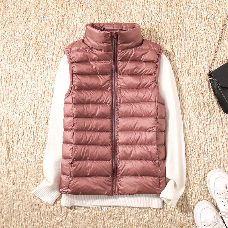 Quelora - Lightweight Pleated Feather Vest for an Elegant Style