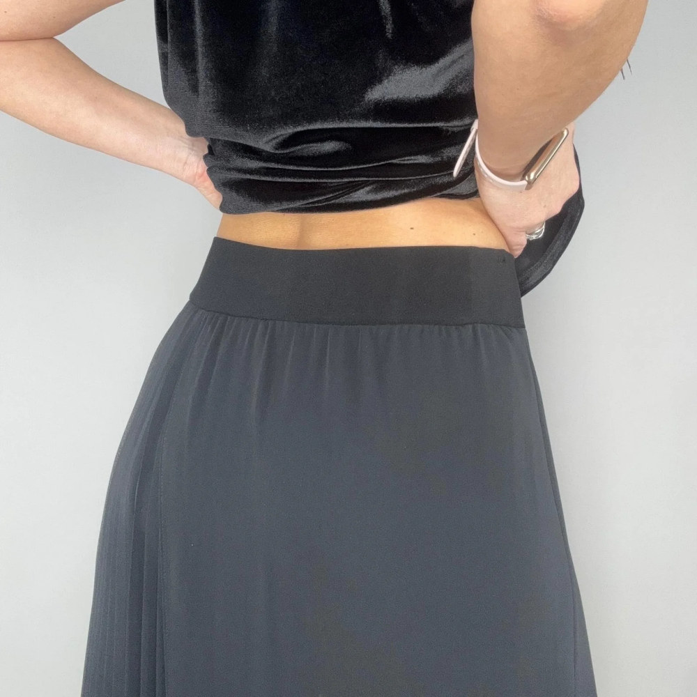 Helissavine - Panty-Style Trousers with Transparent Layers and Pleats