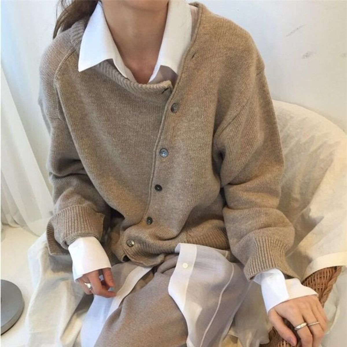 Eva - Chic Crew Neck Knit Sweater