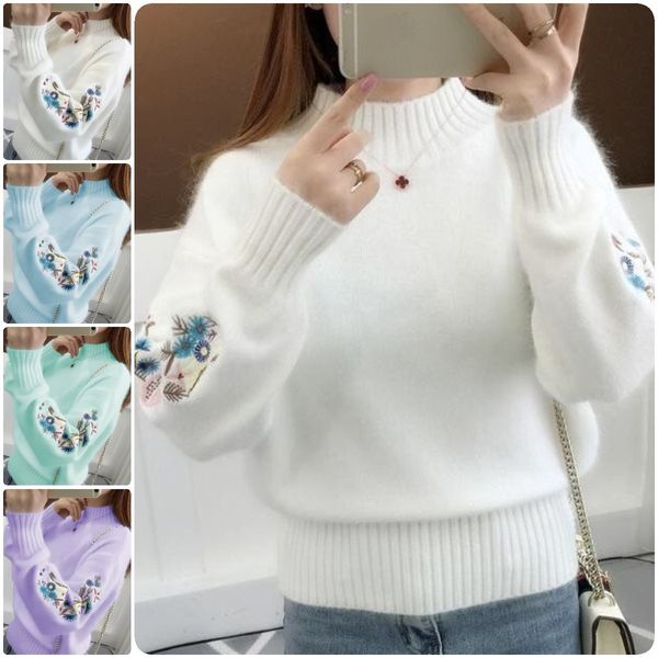 Andrée - Thick Flower Embroidered Sweater
