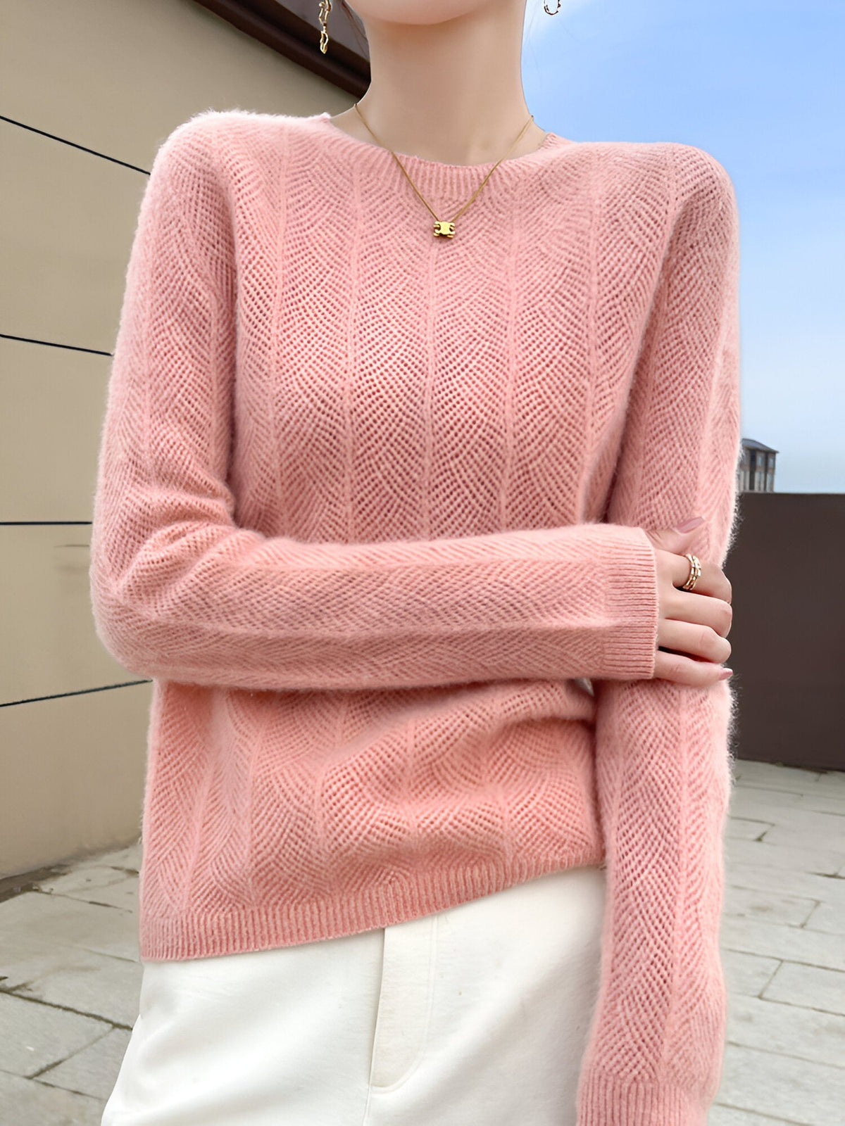 Mika - Merino wool sweater with elegant cutouts