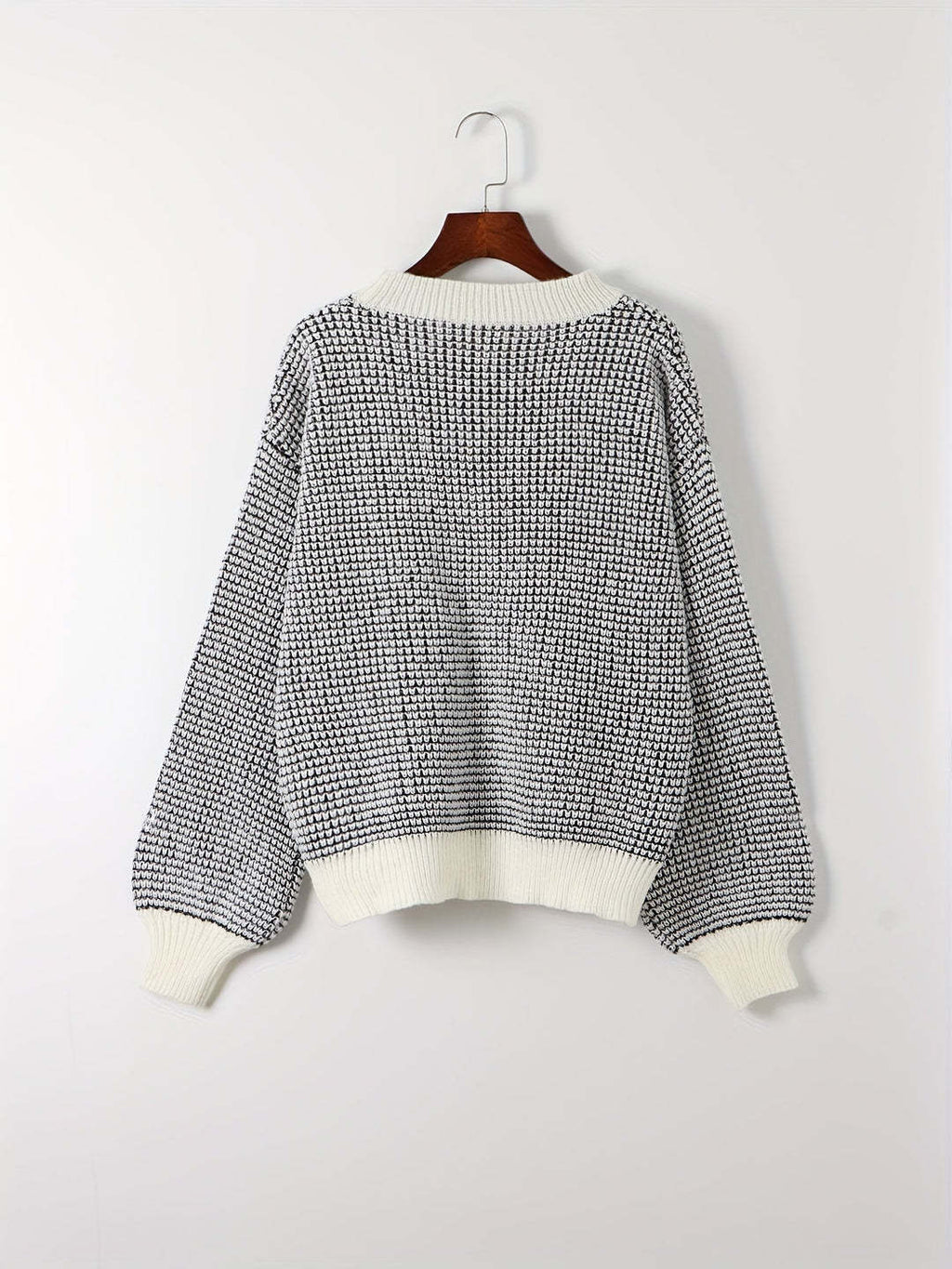 Bijou - Women's Knitted Sweater with Lantern Sleeves