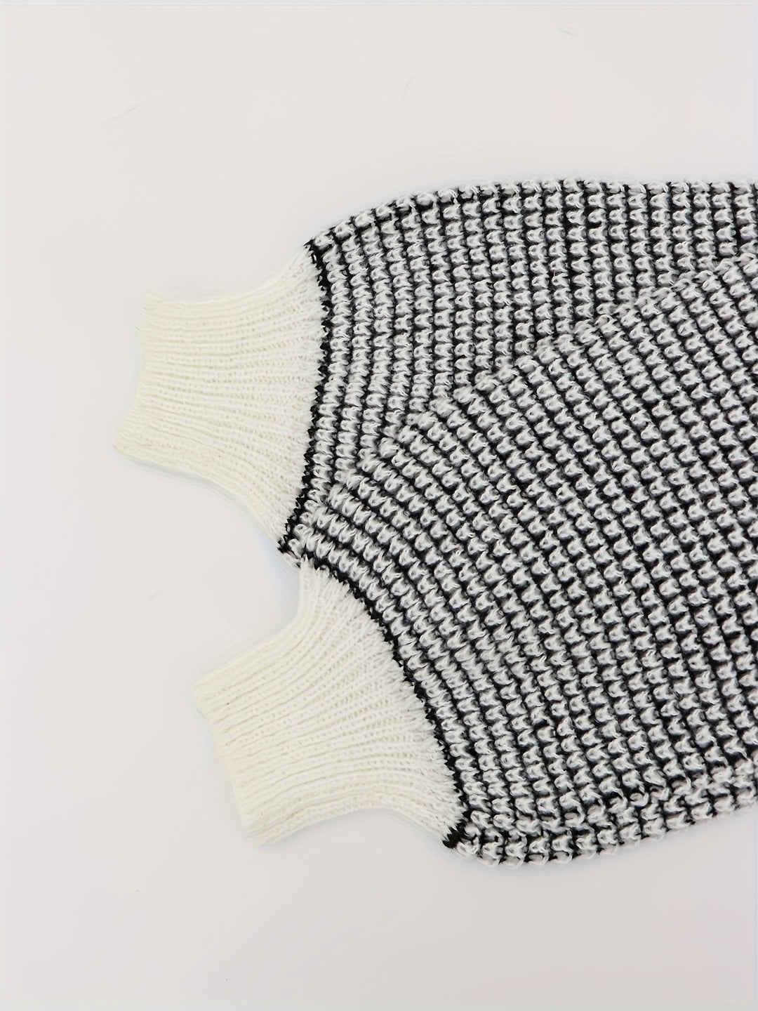 Bijou - Women's Knitted Sweater with Lantern Sleeves