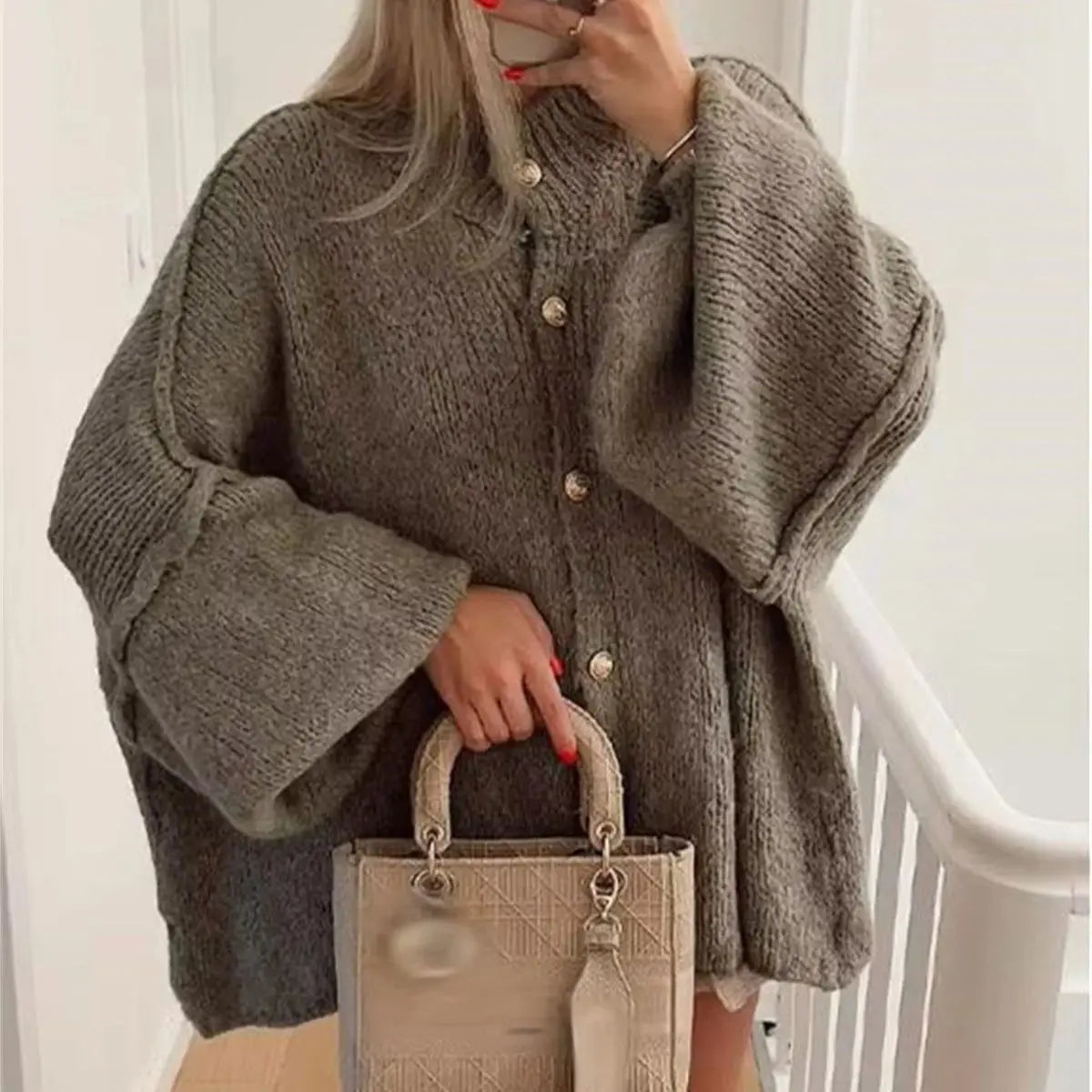 Lili - Loose Sweater with Metallic Buttons