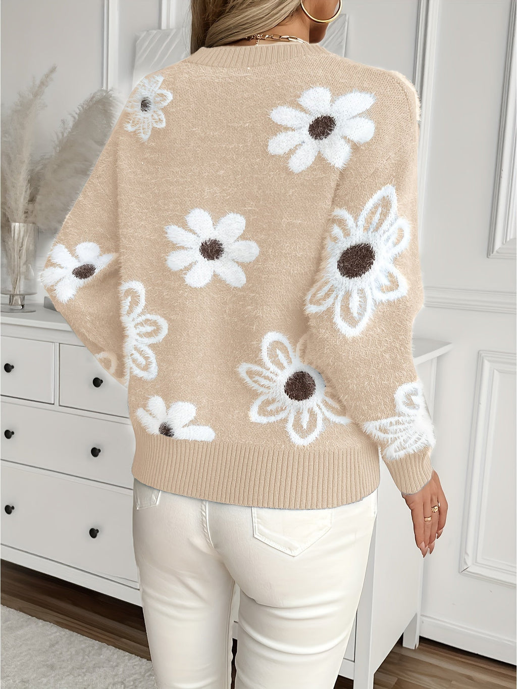 Madeleine - Women's Floral Sweater