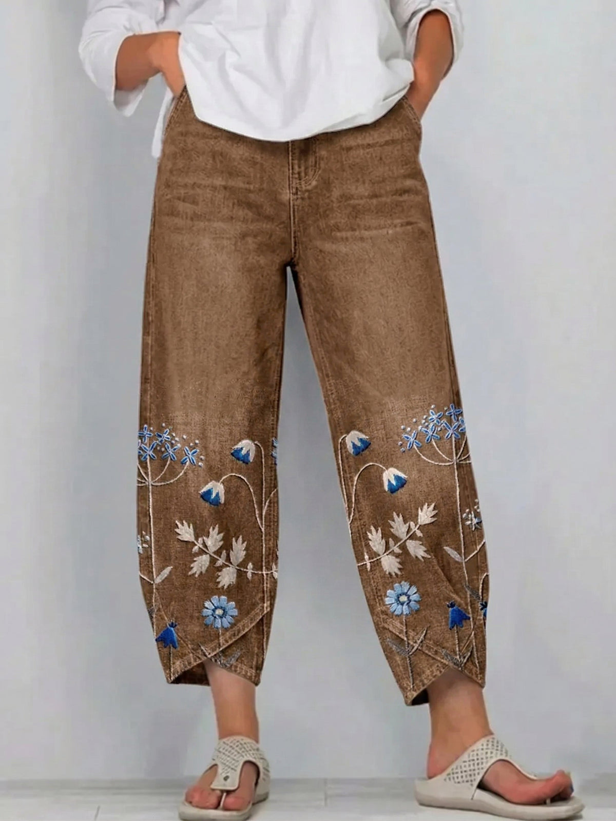 Fiorixa - Women's straight-cut casual denim pants with floral embroidery
